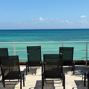 Luciana & Beach Club Hotel